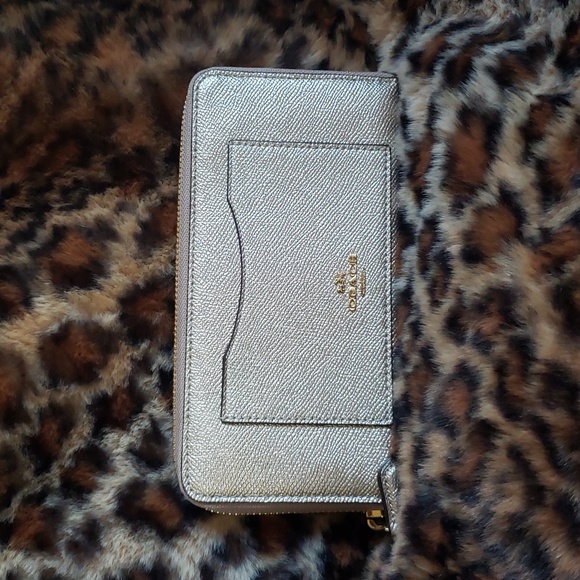 Coach Wallet - Picture 2 of 10